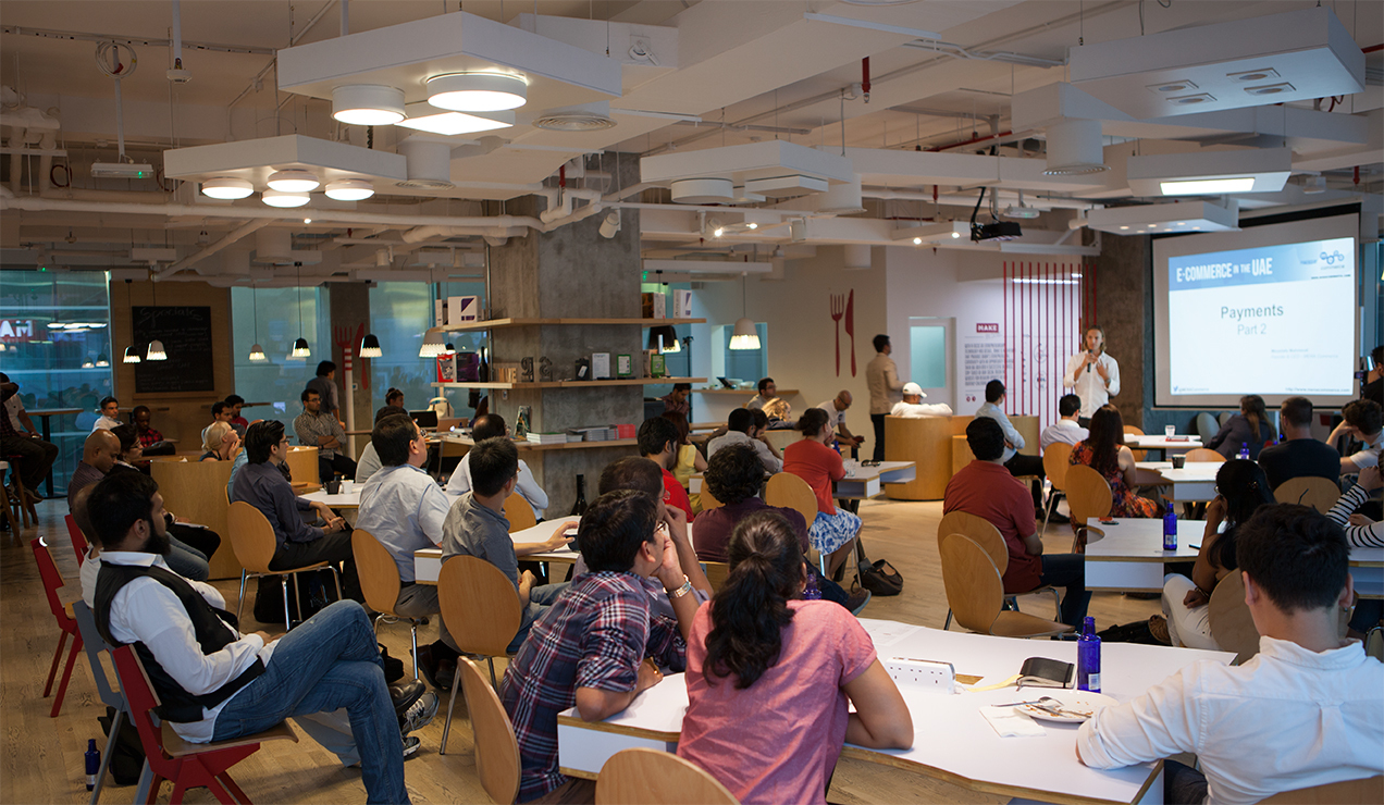 e& UAE完成全球首个IP+DWDM双800GE试验