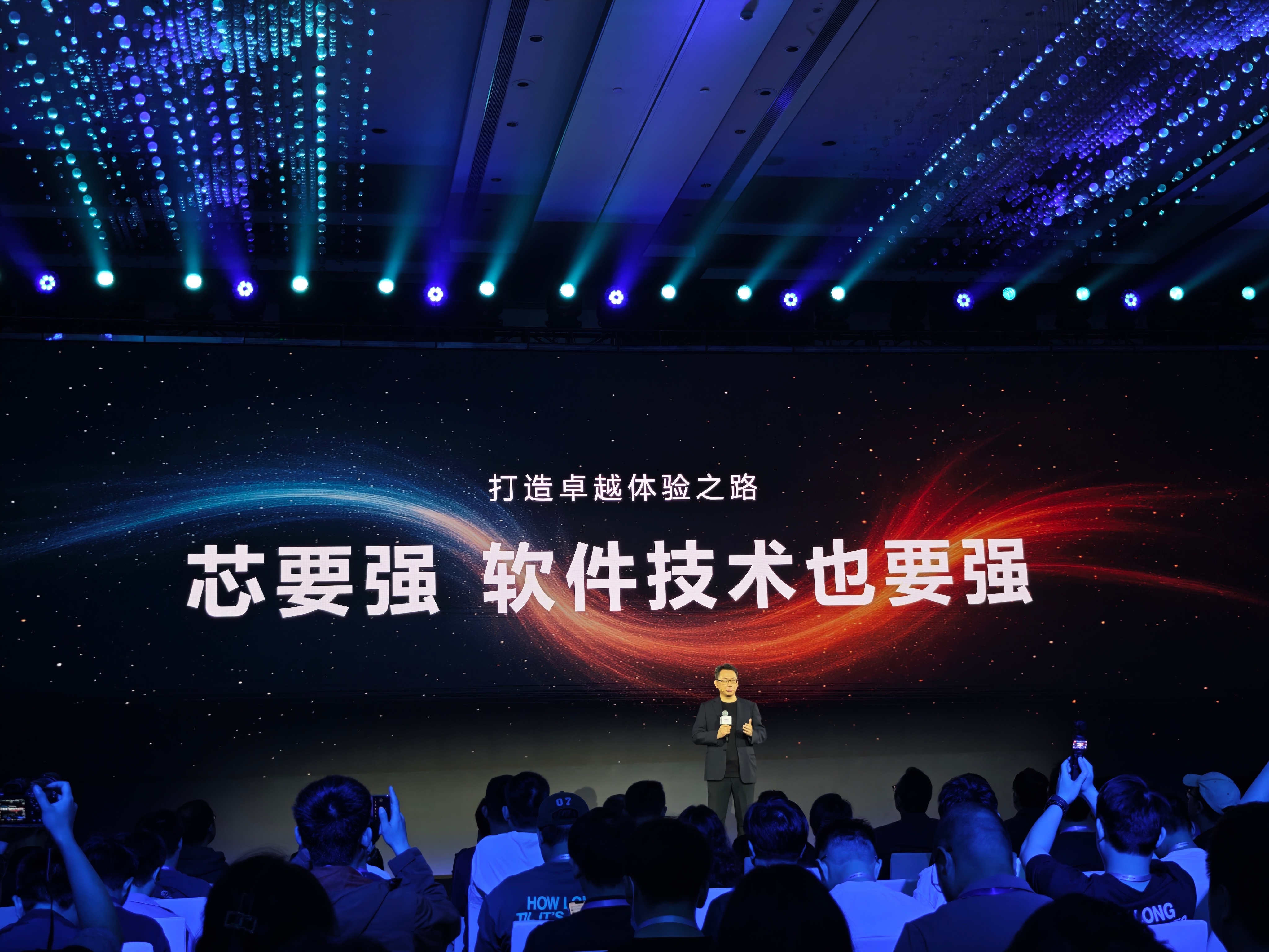 从“三步走”到“百城千亿”，曹操出行Robotaxi战略升维，以全要素竞争力提速商业化