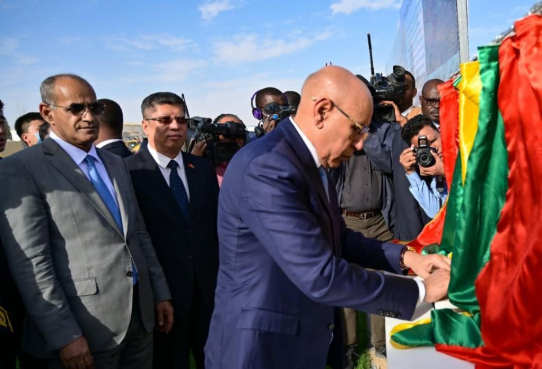 毛里塔尼亚总统加兹瓦尼发表庆祝国家独立65周年讲话，宣布多项惠民举措