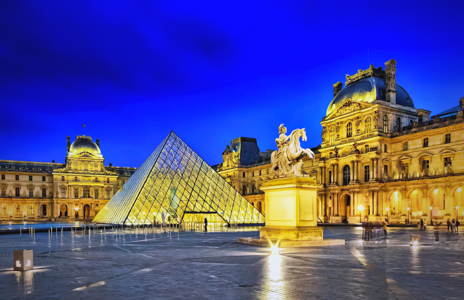 迪拜国际机场正全面迎接年终出行高峰