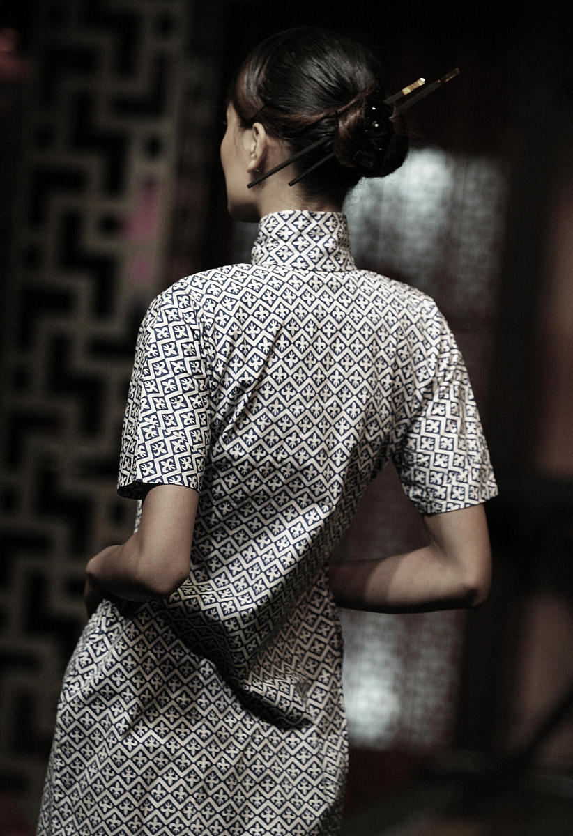 沪上观展|摩登华影：海派旗袍与百年时尚