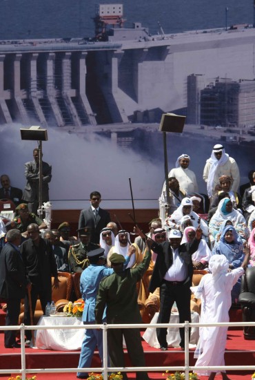 喀土穆州工贸部长视察北喀土穆工业区