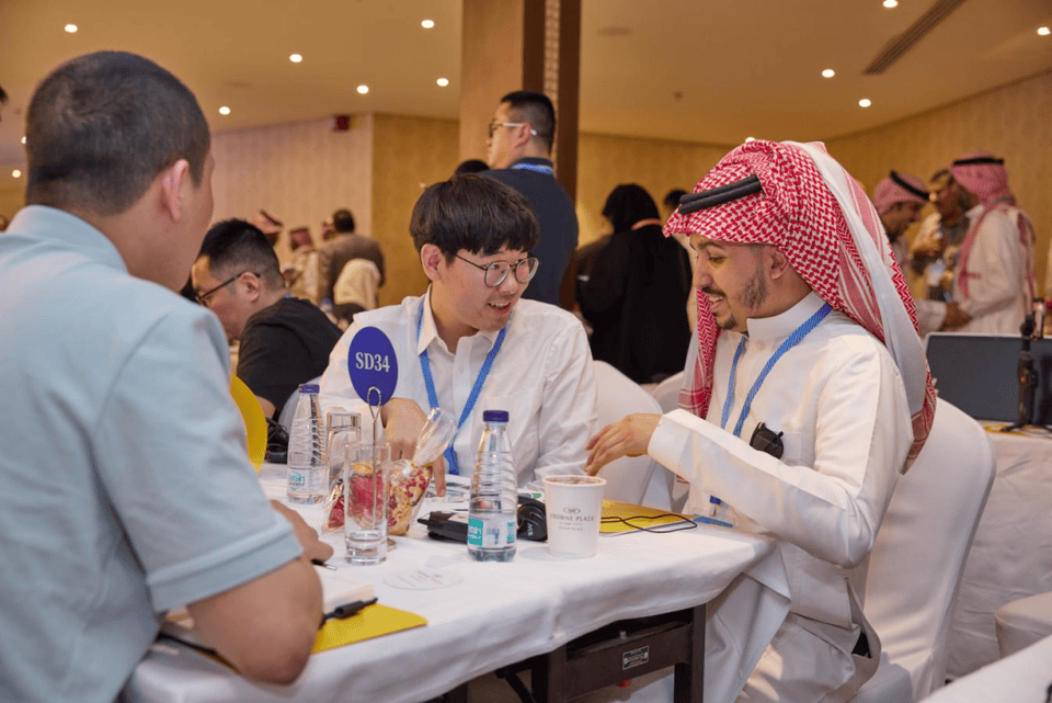 工发组织第二十一届大会在利雅得开幕 穆勒连任总干事