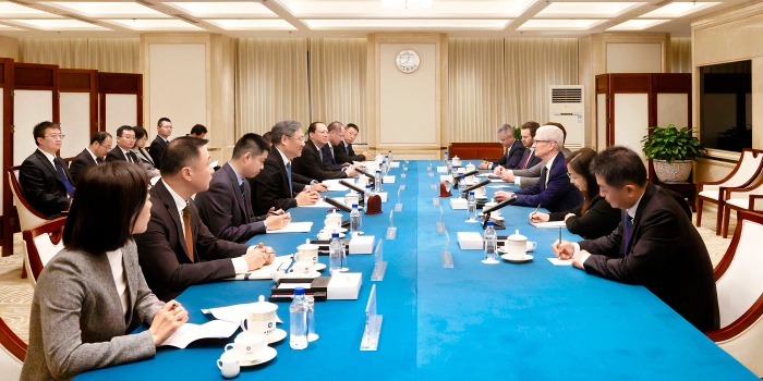 商务部部长王文涛会见联合国贸发会议秘书长格林斯潘