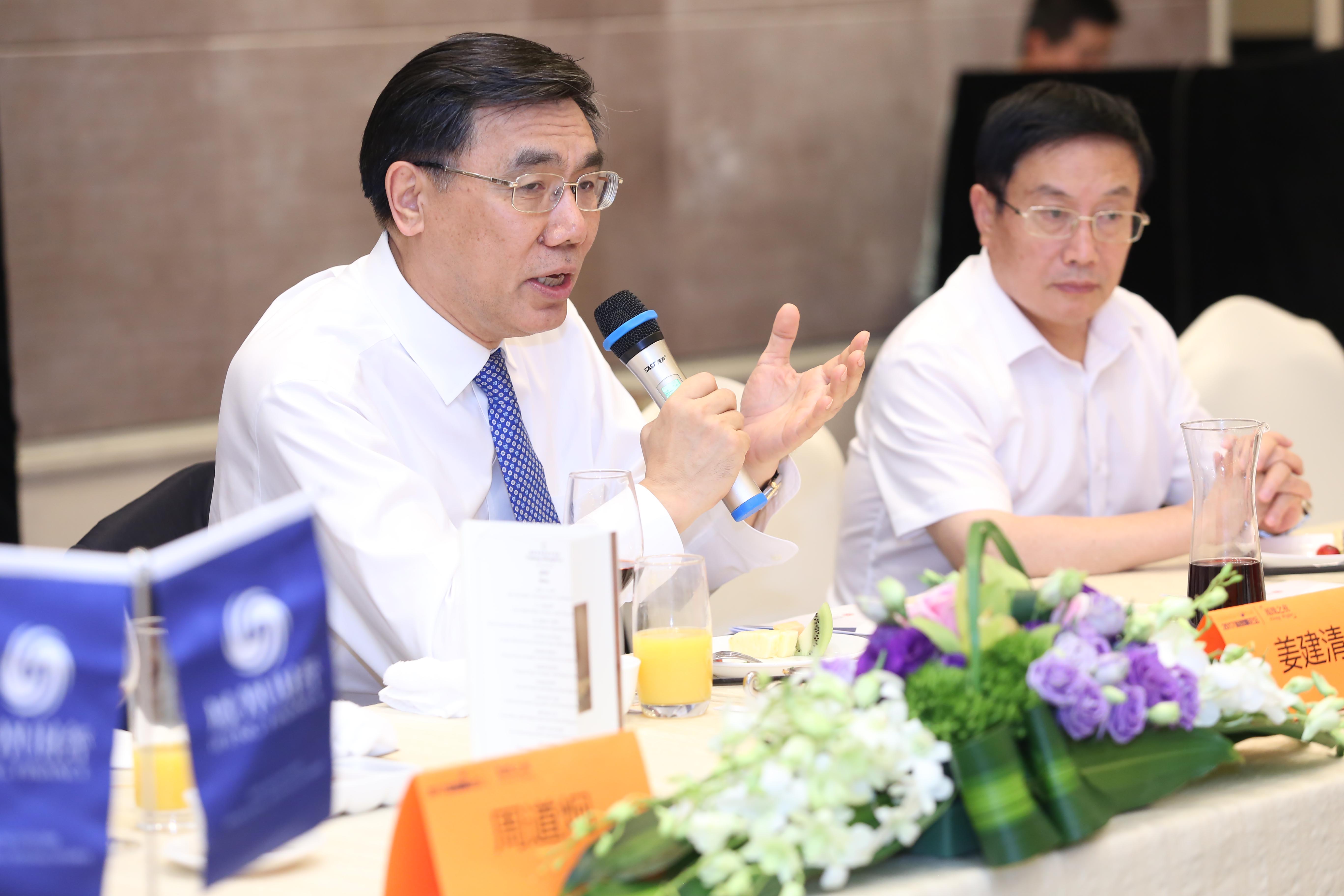 中国农业银行董事长谷澍拜会辽宁省委书记许昆林、省长王新伟