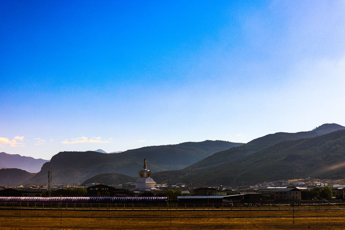 迪庆香格里拉机场货邮吞吐量突破1600吨