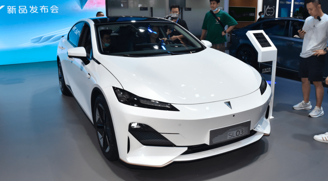 长飞光纤股价创新高，融资客抢先加仓