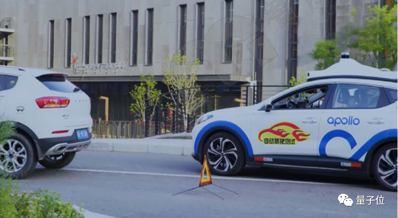 Uber、Lyft 英国试水 Robotaxi：投资文远，项目为何给了百度