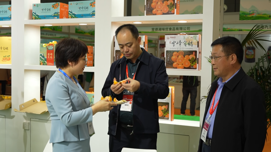 克服资金困境，利比里亚全国农业博览会如期举行