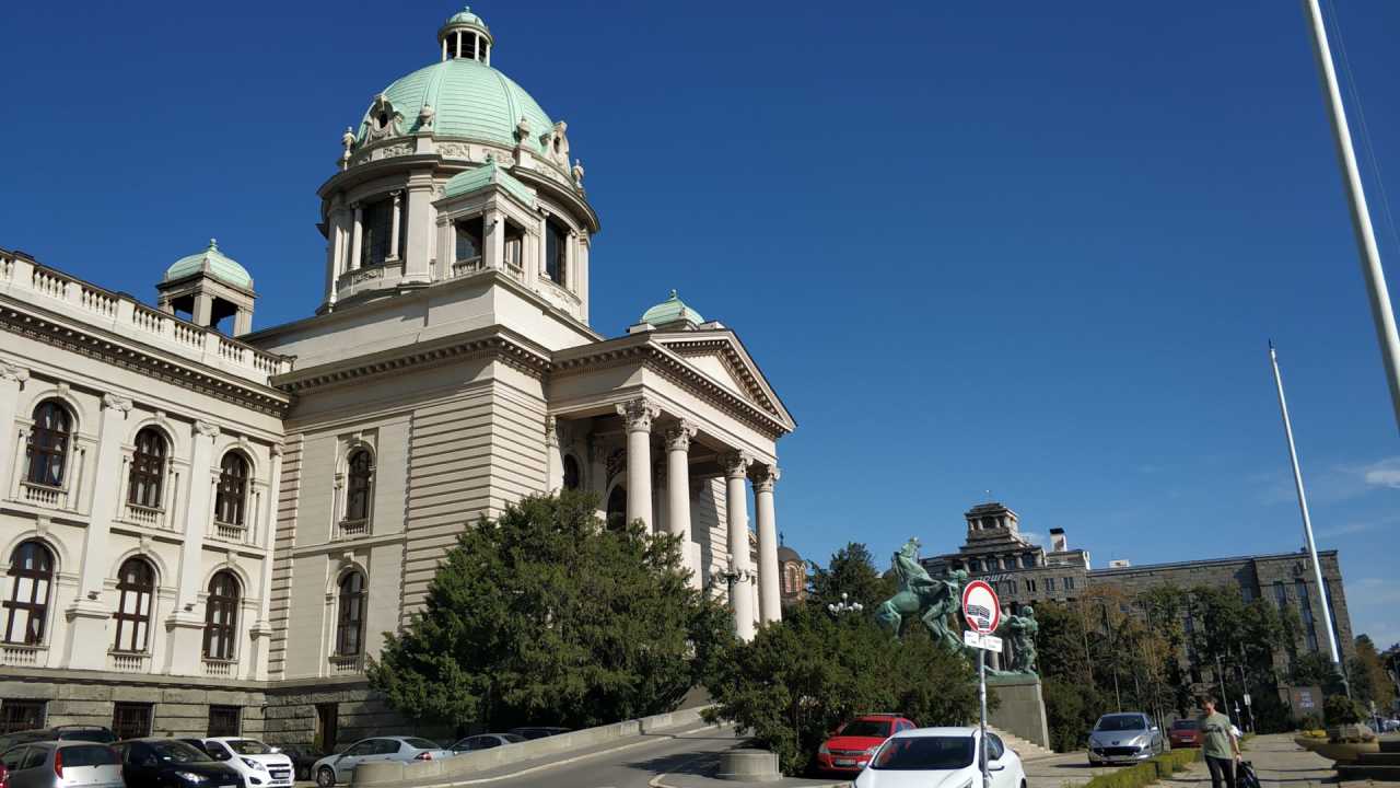 波黑联邦称市场燃料供应不会因美制裁塞尔维亚炼油厂而产生显著影响