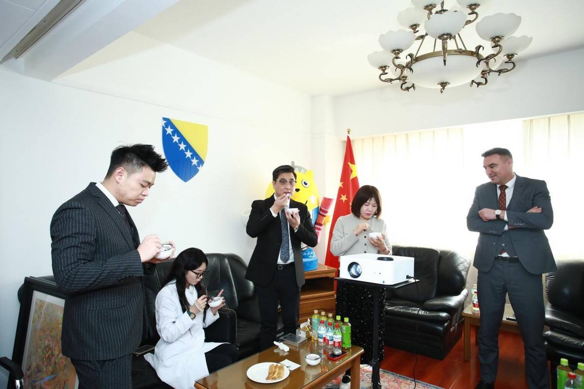 波黑逾三分之一进口来自前南国家，贸易逆差形势严峻