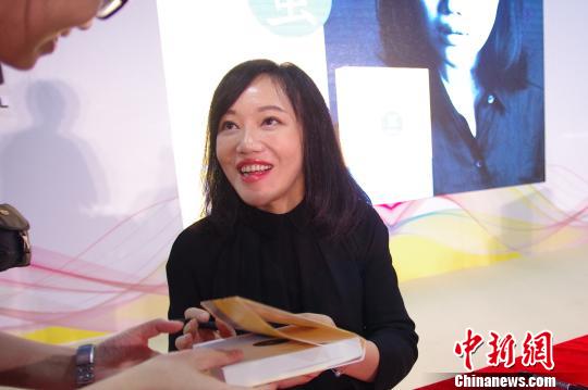 张悦然：保持在场，永不放弃严肃表达|我们的四分之一世纪