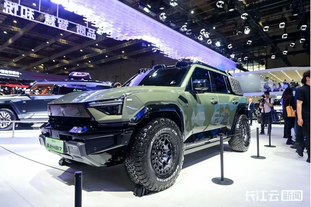 与华为深度绑定 东风猛士进入自我改造“深水期”