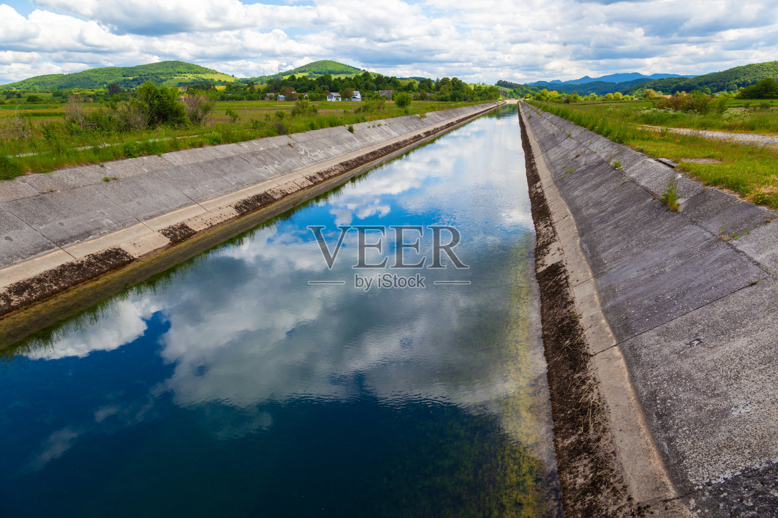2025年前十个月克罗地亚出口增长5.9%，进口增长3.8%