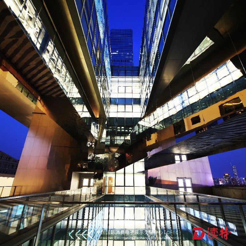 实探丨回望华强北2025：历经浪潮冲刷，方显韧性底色