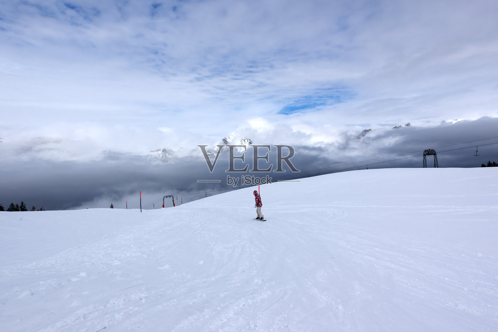 瑞士滑雪胜地突发爆炸