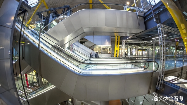 电磁弹射引爆千亿新赛道,核心概念股有这些(名单)