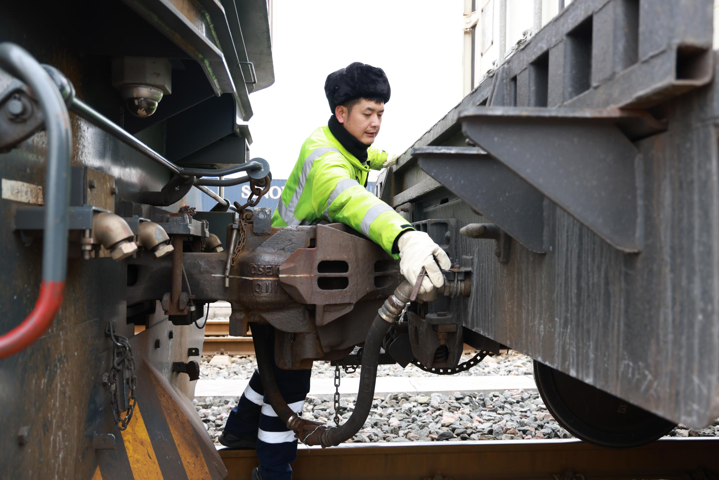 2025年中欧班列开行超过2万列