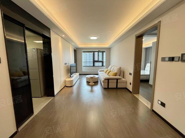 绿城中国发布2025年12月营运数据：总合同销售金额达2519亿元?