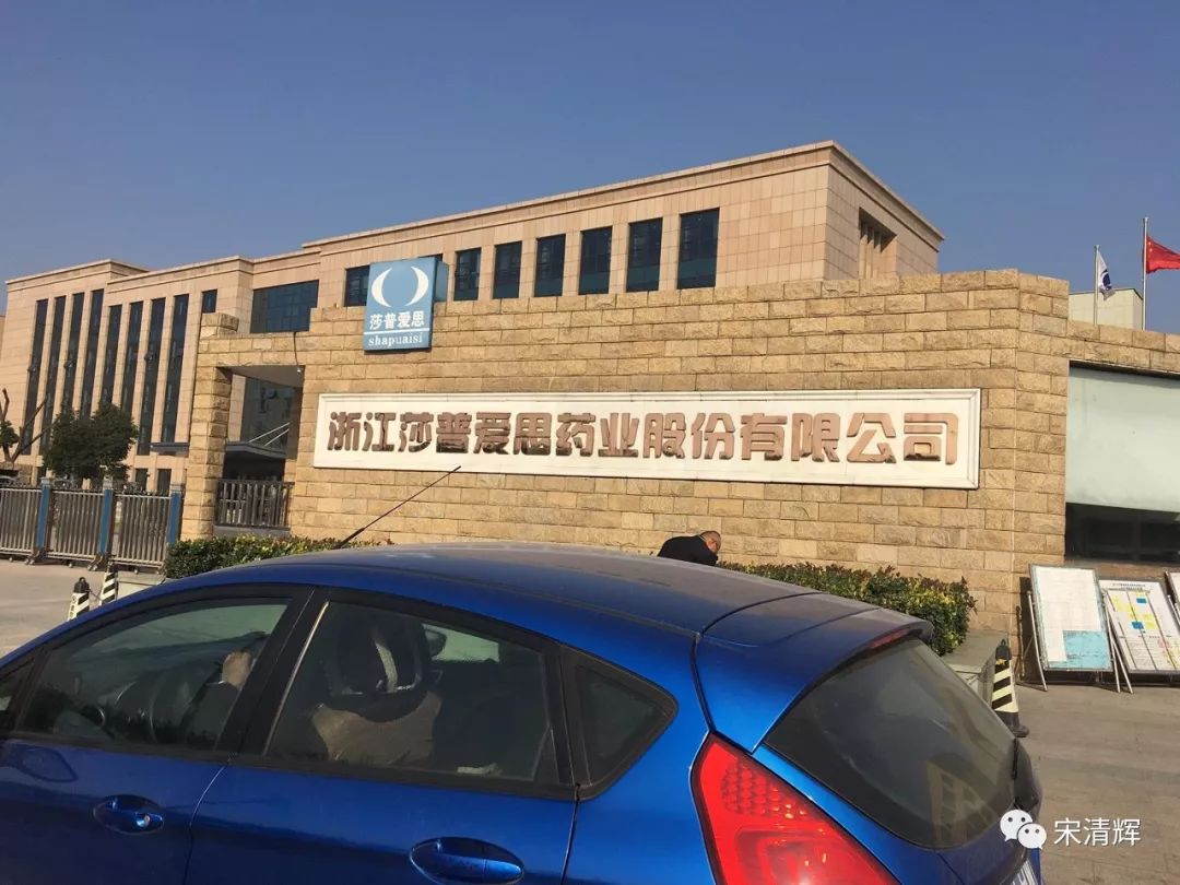 高端遇阻2025年净利将“腰斩”，业绩寒冬的口子窖百亿梦远，押注散酒生意成效待考