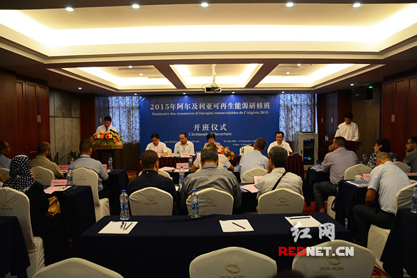 阿尔及利亚生产展期间企业反映出口与行政障碍问题