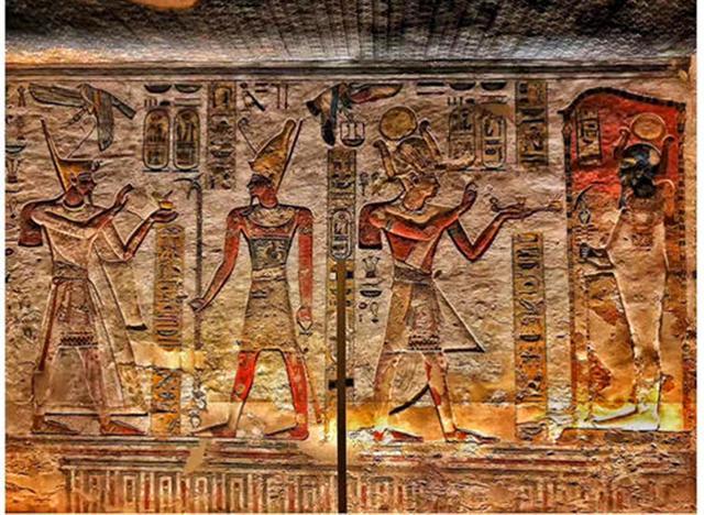 古共八届十一中全会批准推迟召开古共九大