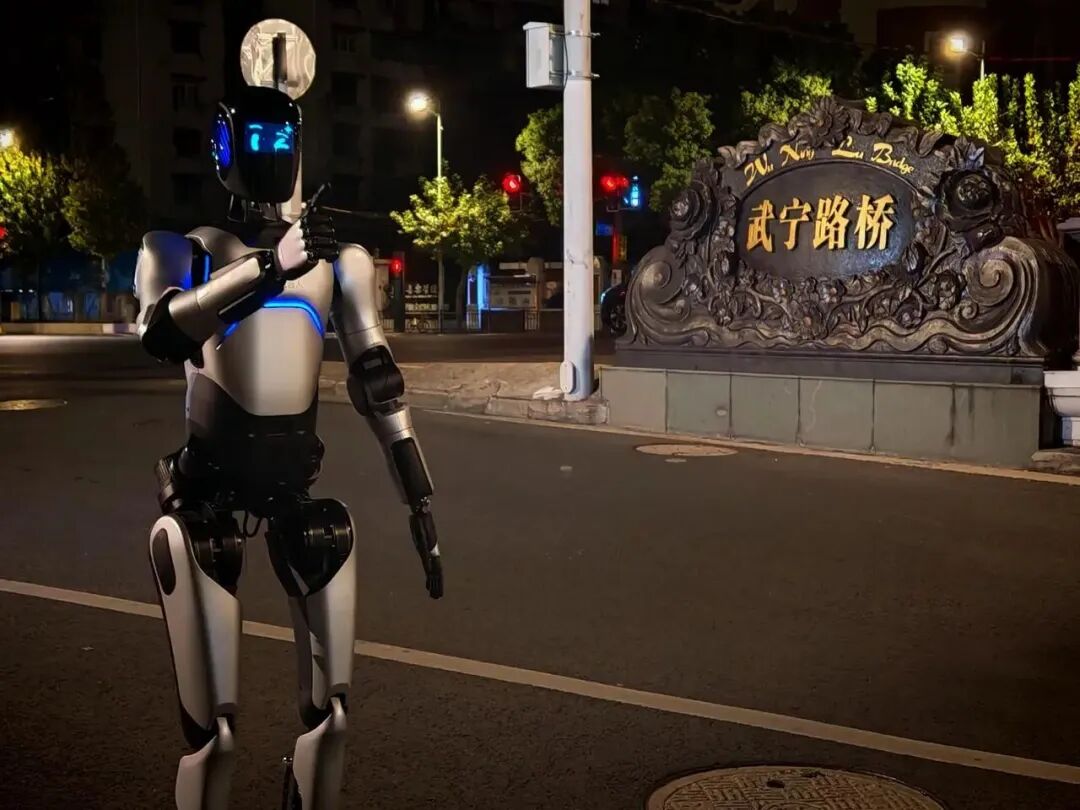 星动纪元携人形机器人家族亮相CES 海外业务占比达50%