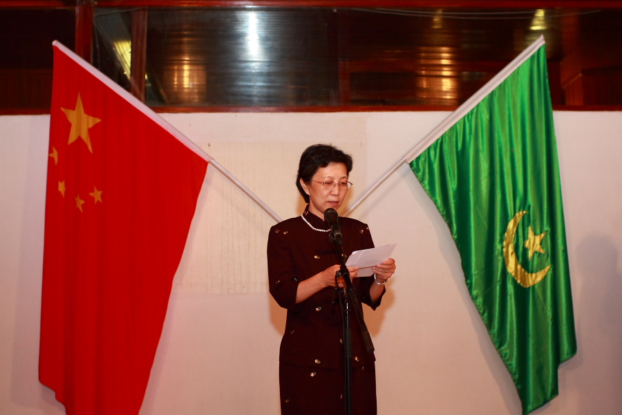 毛里塔尼亚总统在努瓦迪布主持重点发展项目落成仪式