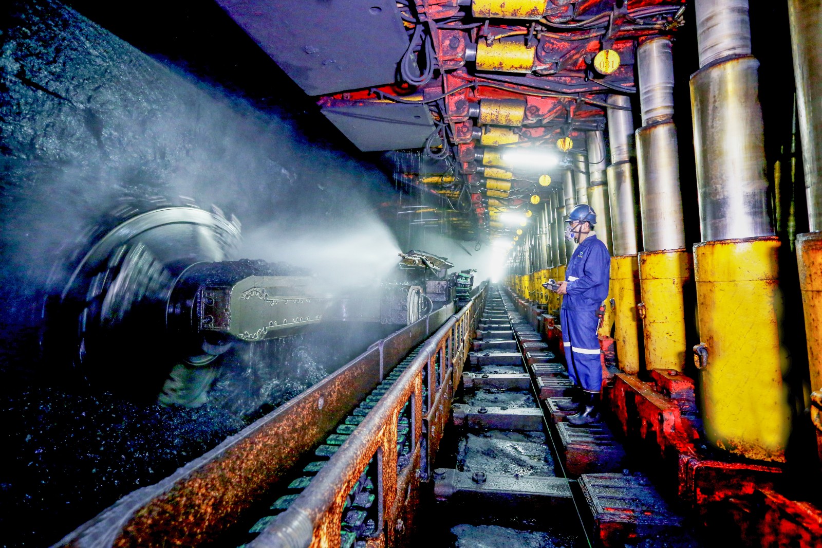 阿尔及利亚在新油气法框架下推进重点能源和矿业项目布局