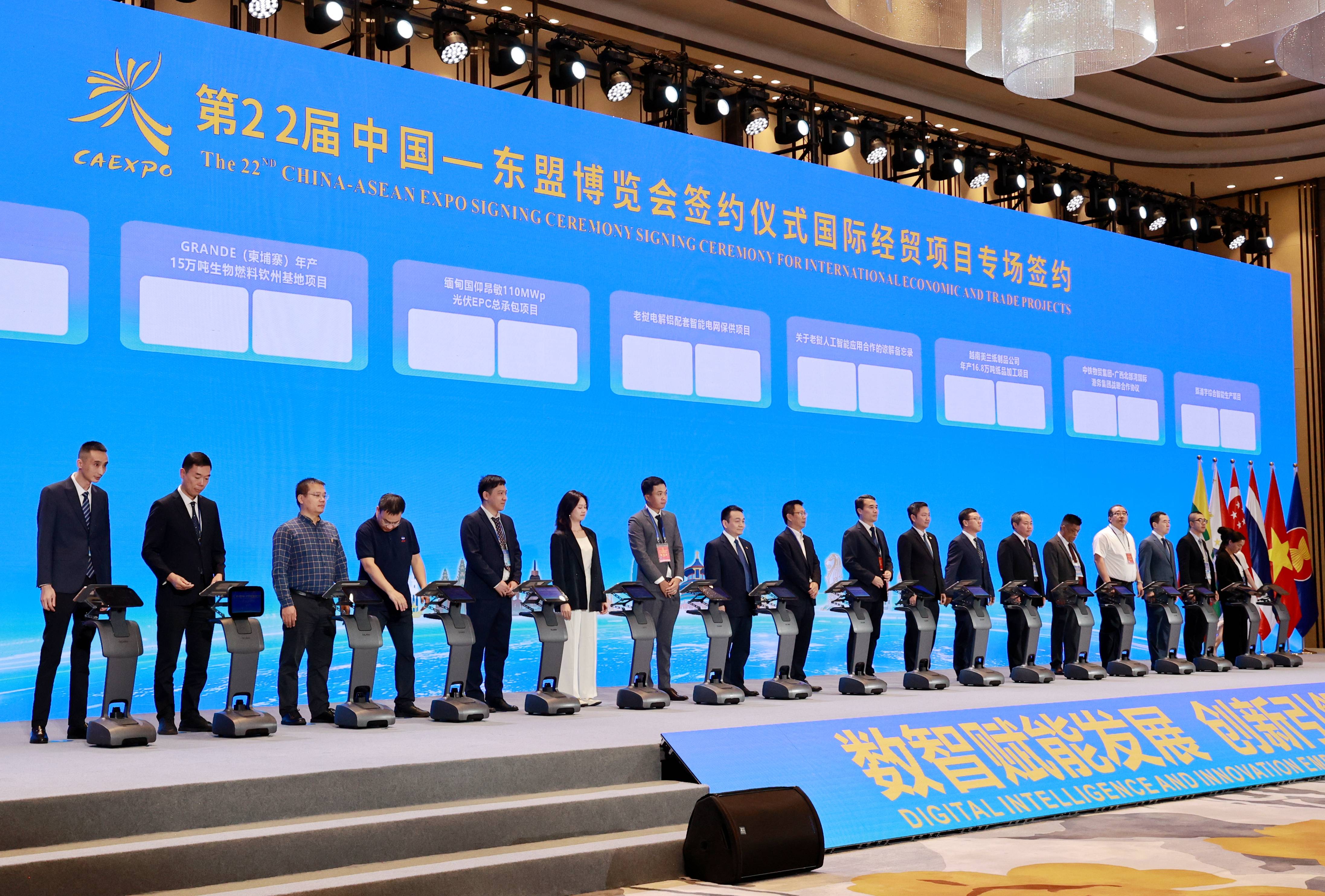 山东举行项目与资本对接活动 签约总规模达347亿元