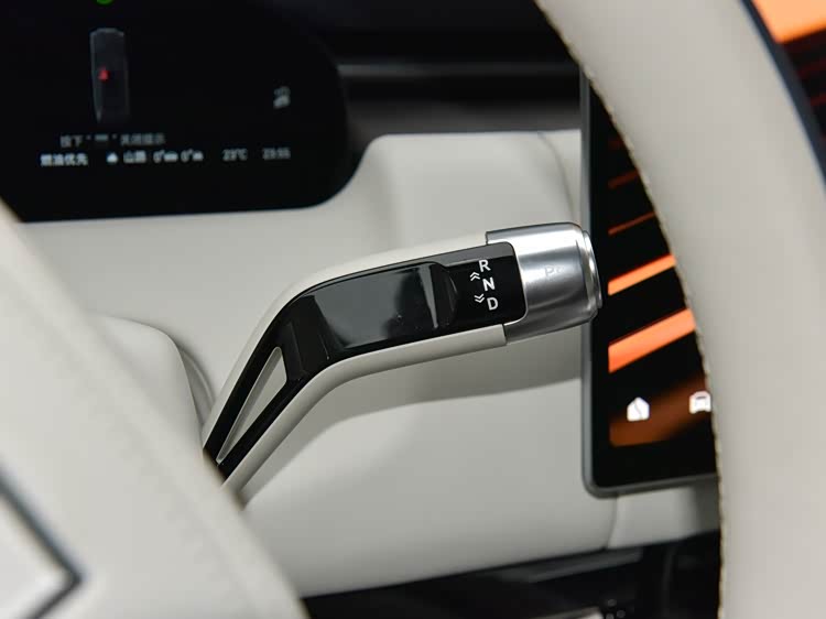 摩根士丹利基金吴慧文： 债市双向波动加剧 2026是“低利率、高波动”突围之年