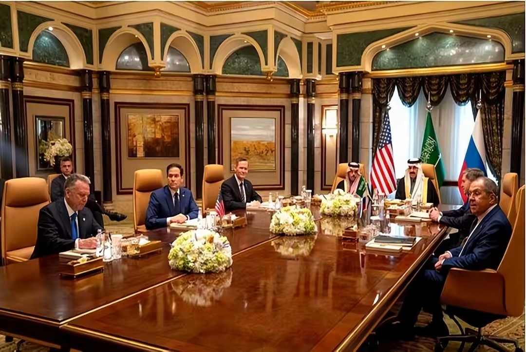 阿联酋非石油私营部门12月保持扩张