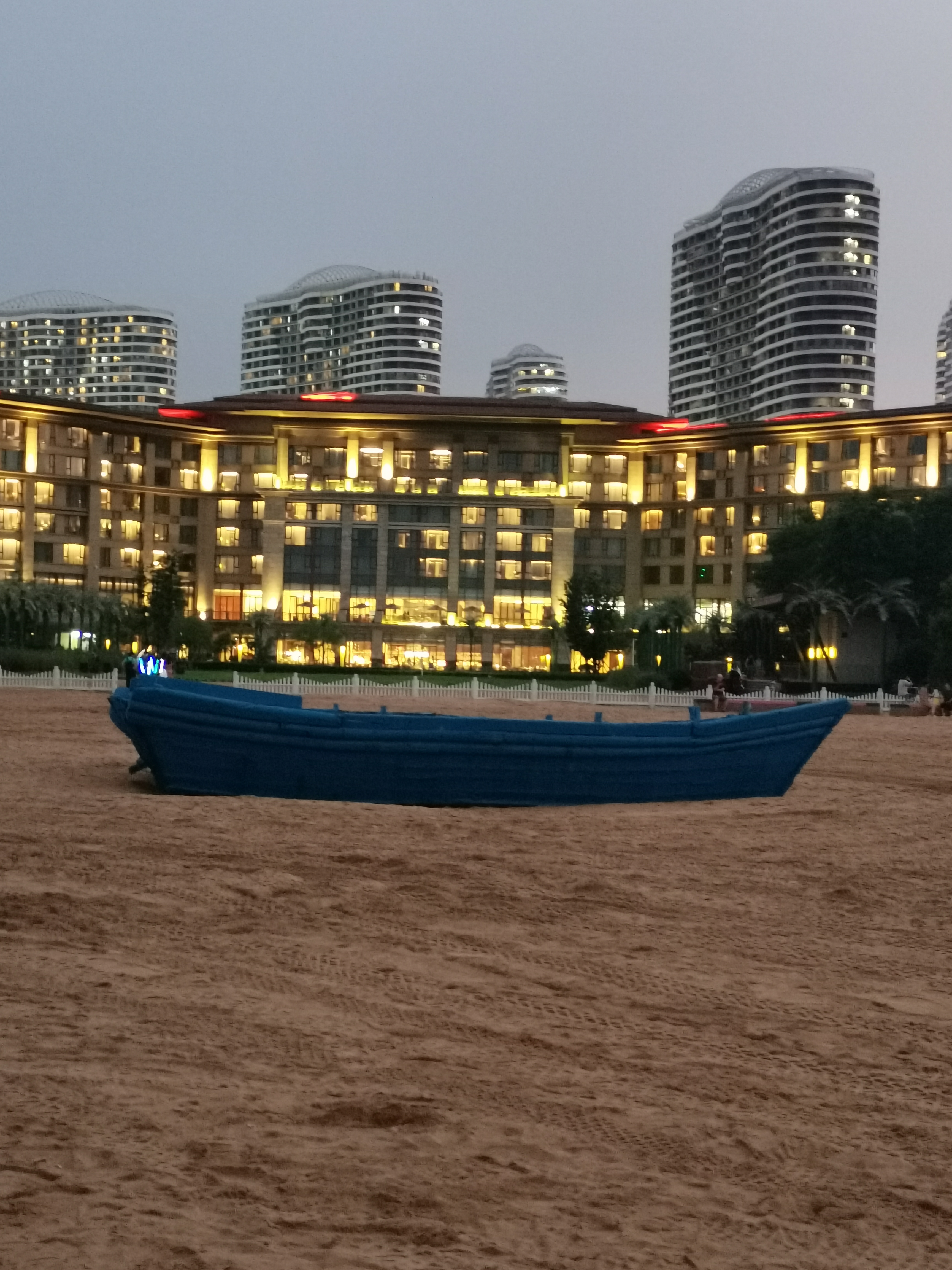 迪拜王储视察朱美拉海滩1号项目