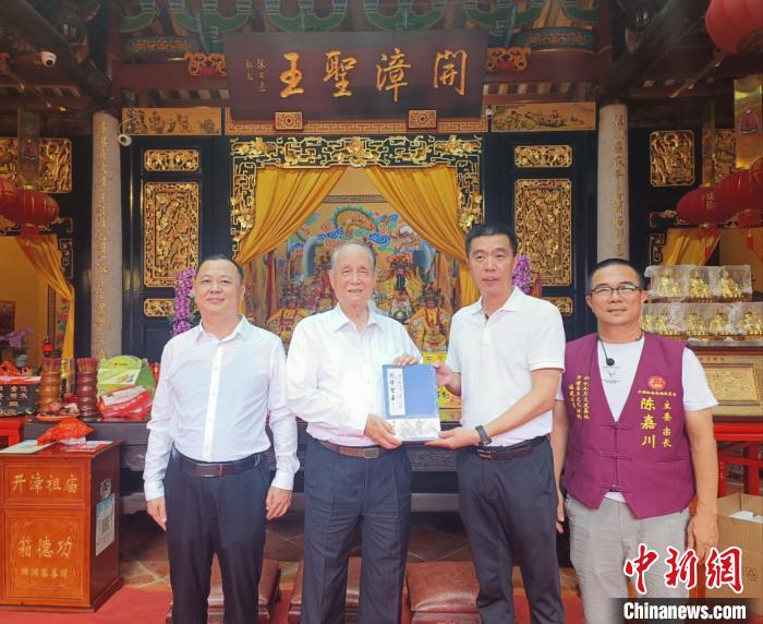 台海观澜 | 卢特尼克的三巴掌,打不破“台独”的信息茧房