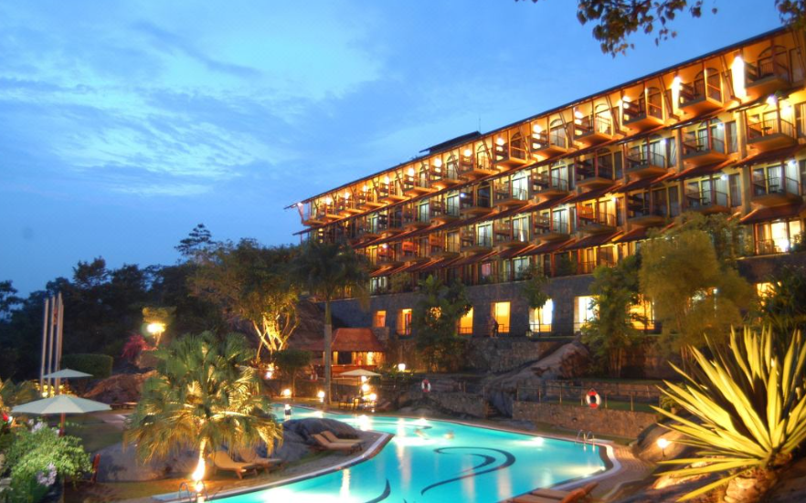 锡兰商业银行推出银联SplendorPlus卡