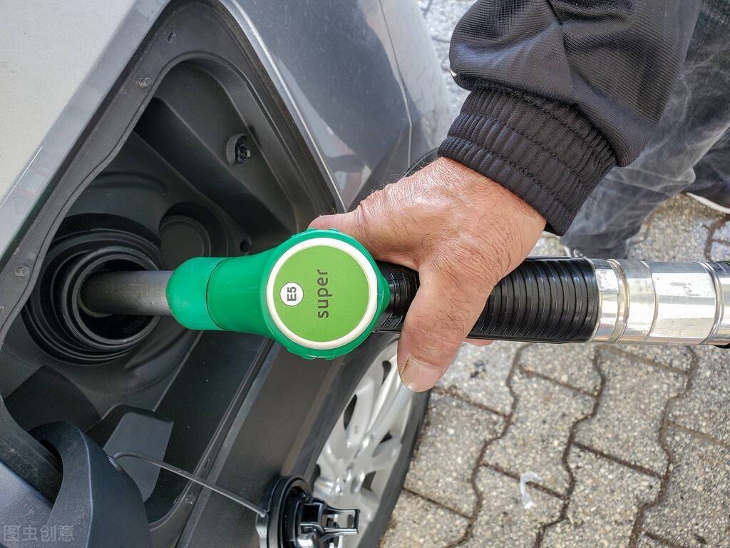 马达加斯加下调汽油销售价格