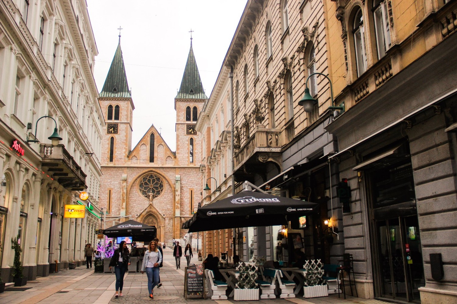 波黑去年11月旅游人次同比微降，过夜数保持稳定