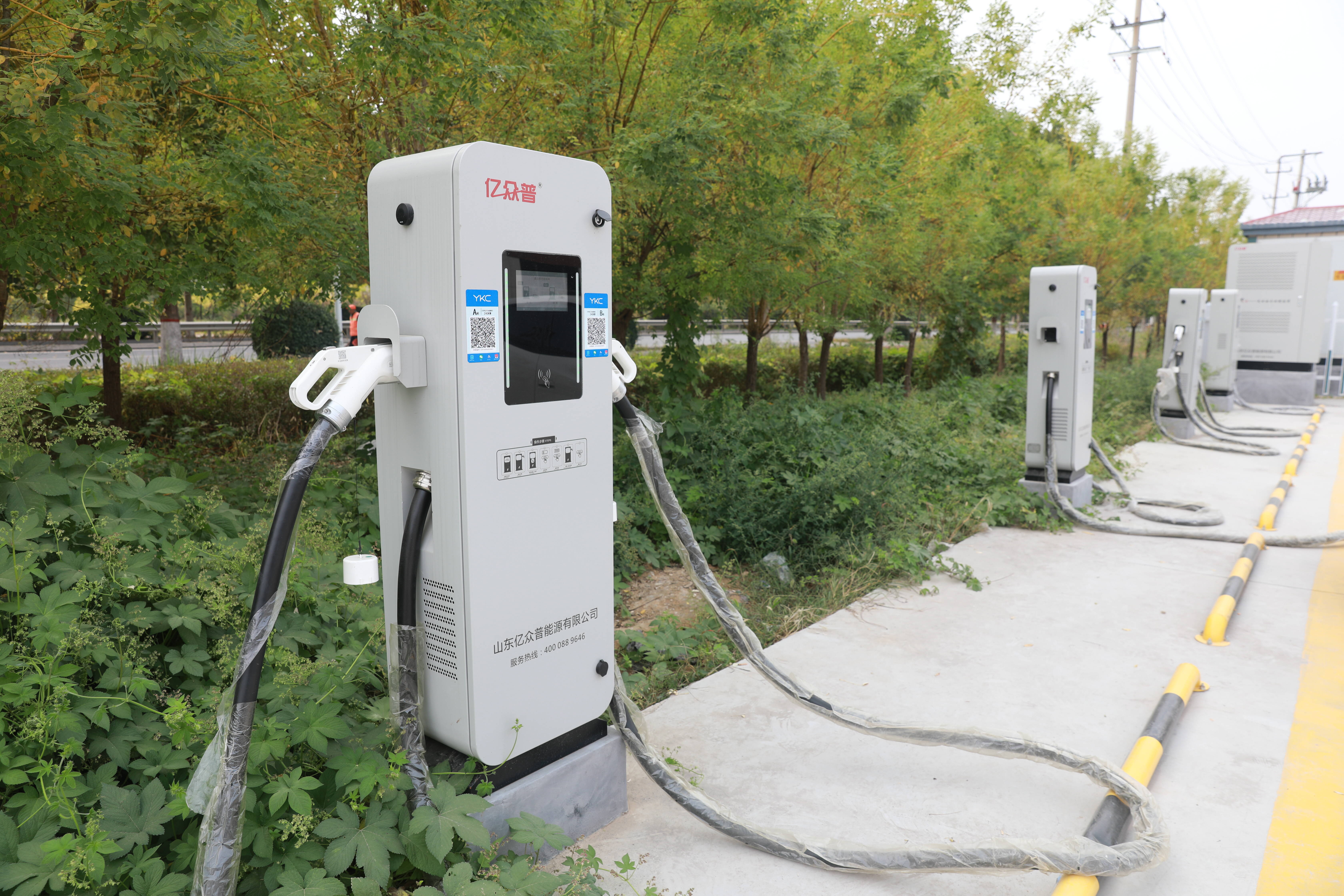 全国新能源充电设施突破2000万个,大功率快充与乡村布局仍不足