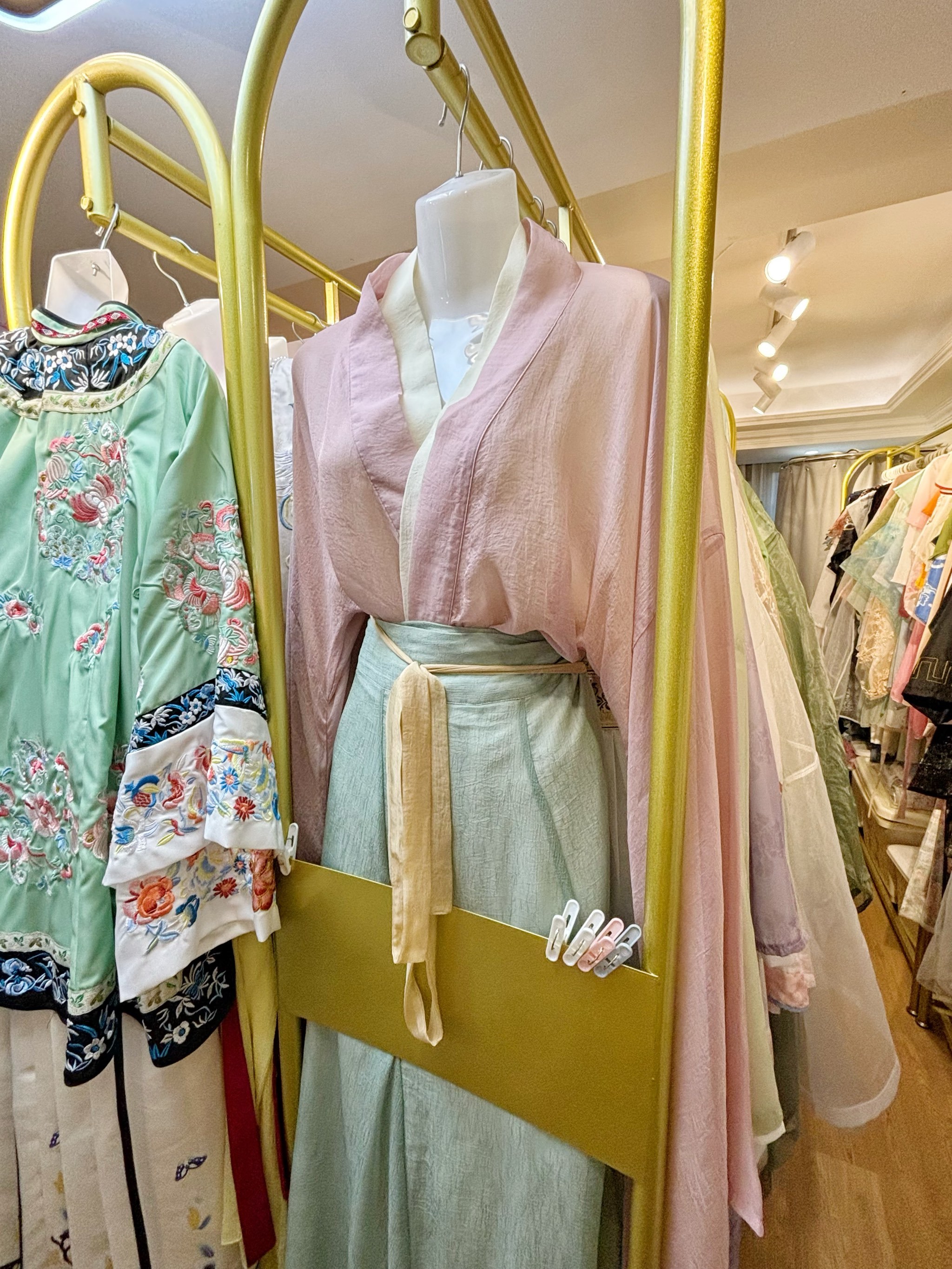 3月杭州看展:打开南宋的衣橱