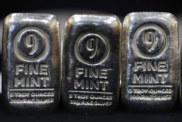 智利公债突破历史性关口